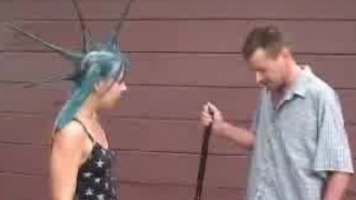 Babysitter sleeps with dad nstead of watching kids