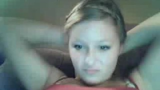 Teen girl showing amazing big boobs!