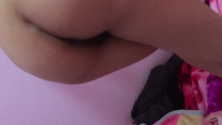 Chinese girlfriend at home sex play striptease