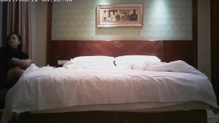 Chinese Guy Invite Girl to His Hotel Room